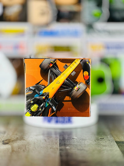 Hot Wheels Formula 1 McLaren Team 2-Pack Premium 1:64 Vehicle
