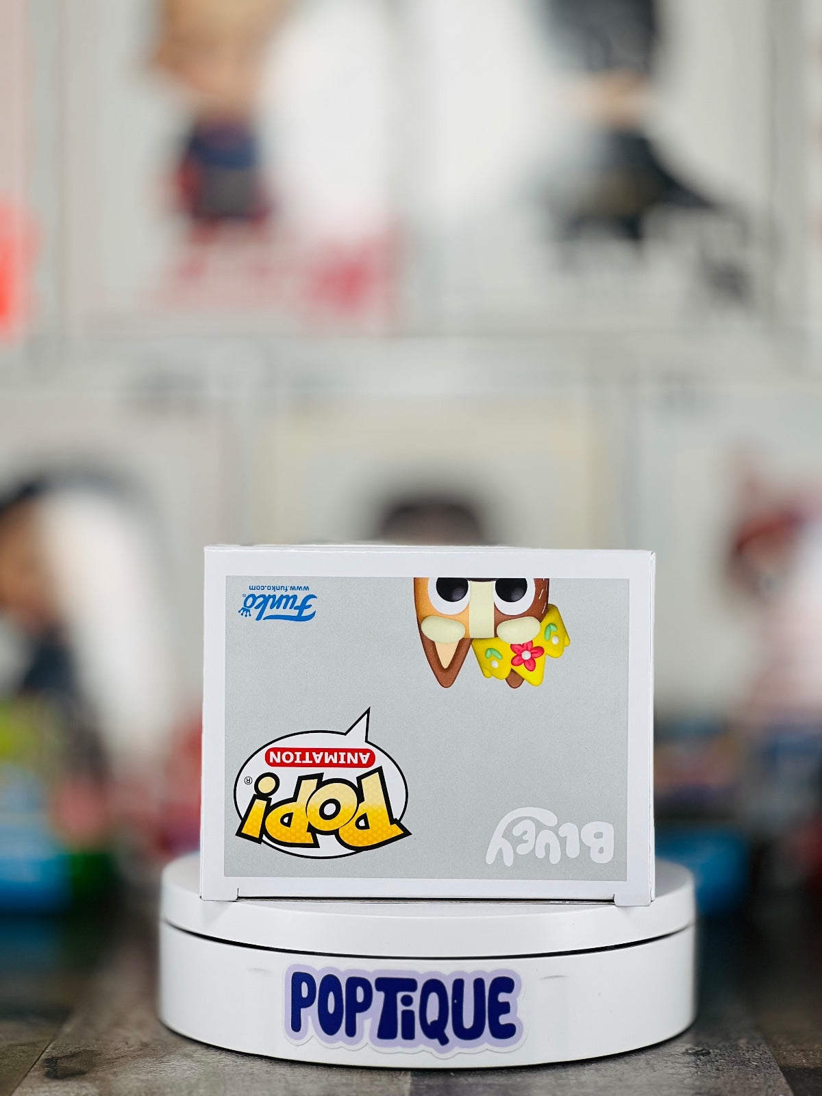 Bluey Queen Chilli Funko Pop! #2373 - Specialty