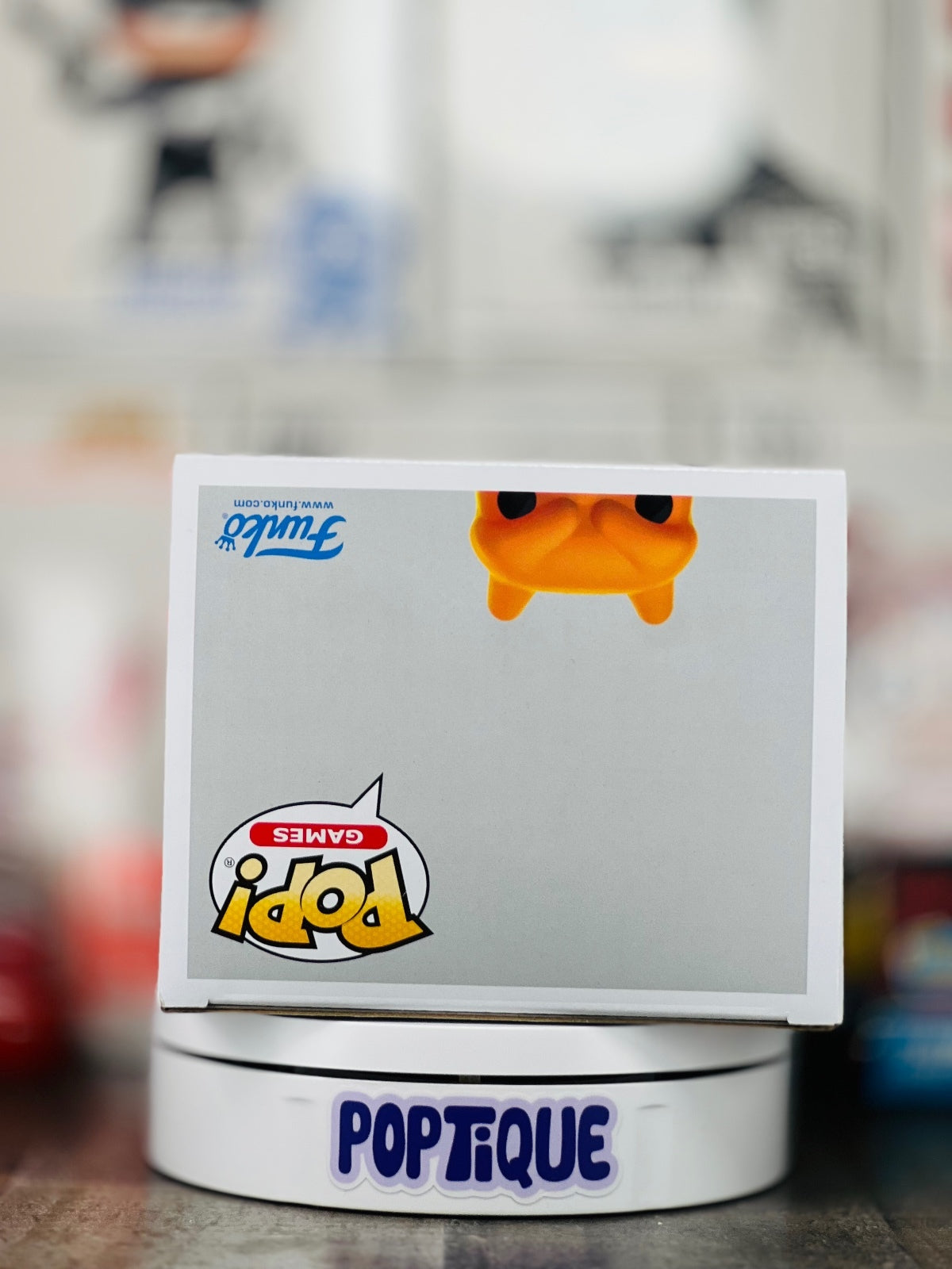 Pokemon Charizard Premium Funko Pop! #1213